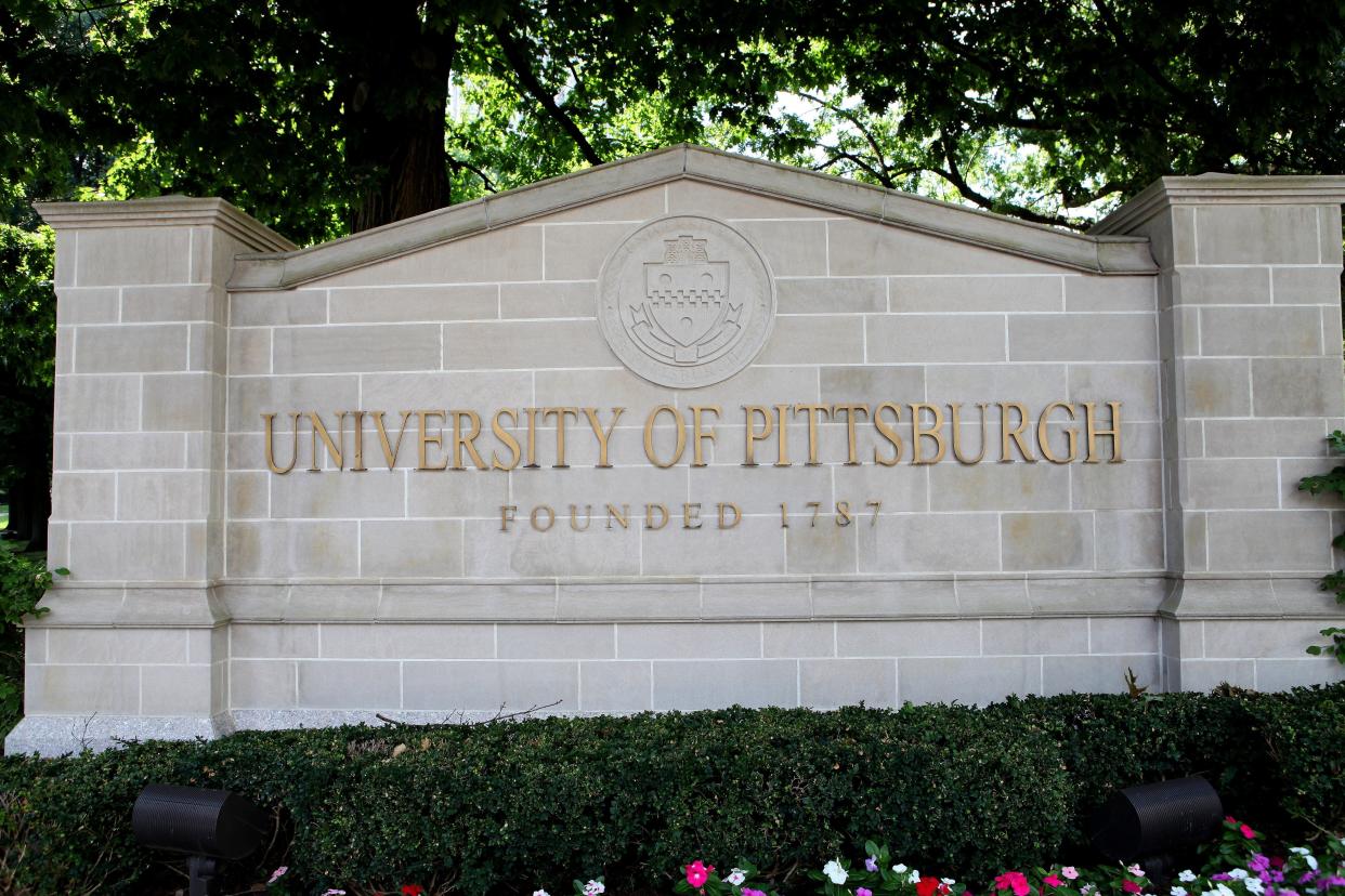 PITTSBURGH - AUGUST 26:  University Of Pittsburgh signage in Pittsburgh, Pennsylvania on August 26, 2016.  (Photo By Raymond Boyd/Getty Images)
