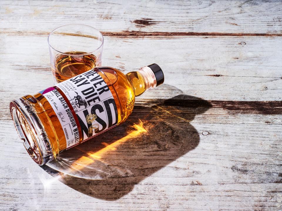 Following a successful launch in the UK, Never Say Die Bourbon is returning home to make its U.S. debut. This bourbon is the first to be both ocean-aged on a six-week trip across the Atlantic Ocean and then further matured in barrels in England.