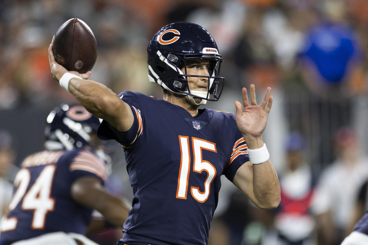 Bears release QB Trevor Siemian