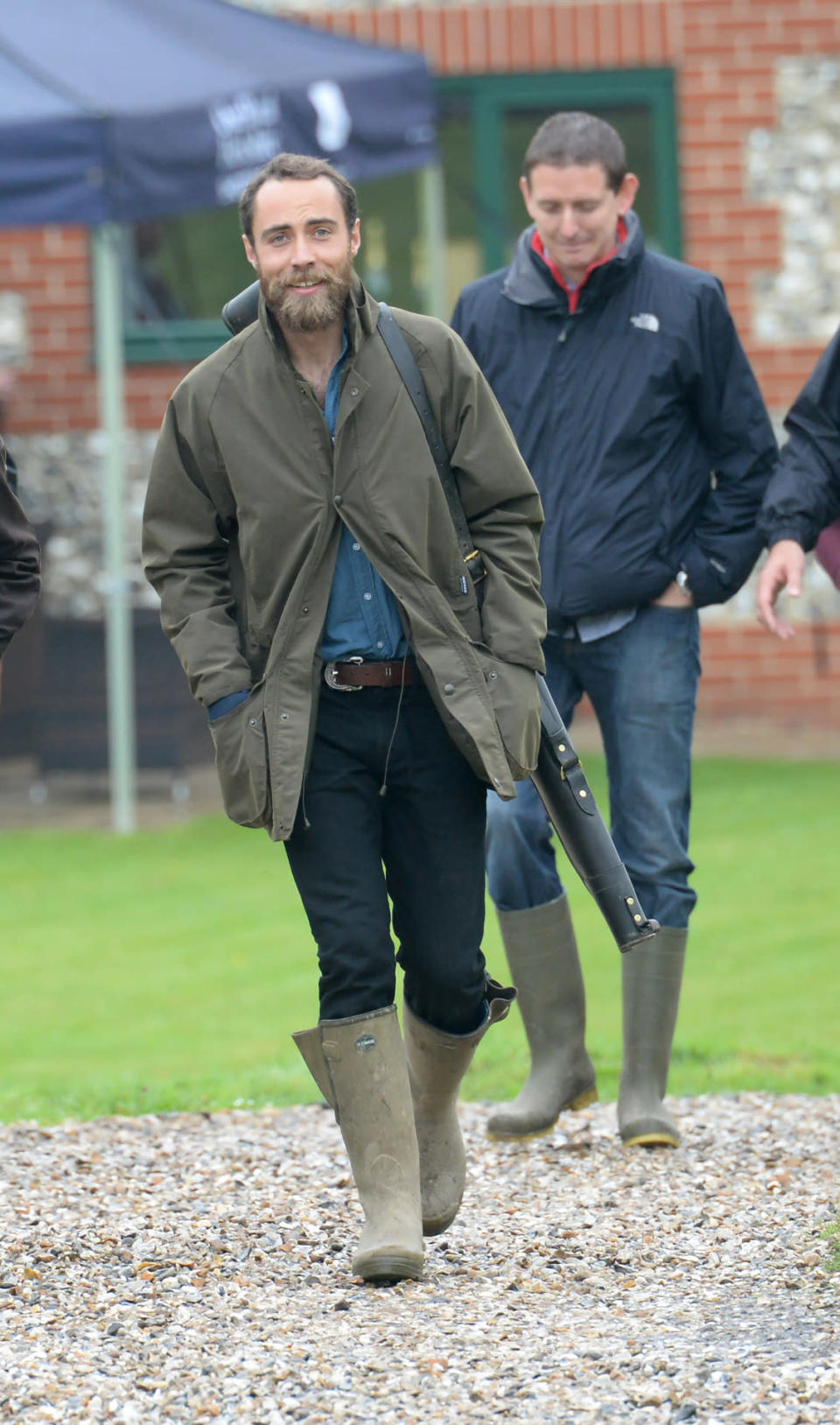 <p>He even looks good in wellies. <i>(Photo by Splash News)</i></p>