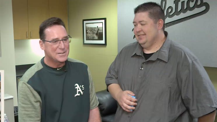 Bob Melvin opening 1992 Topps. (Yahoo Sports)