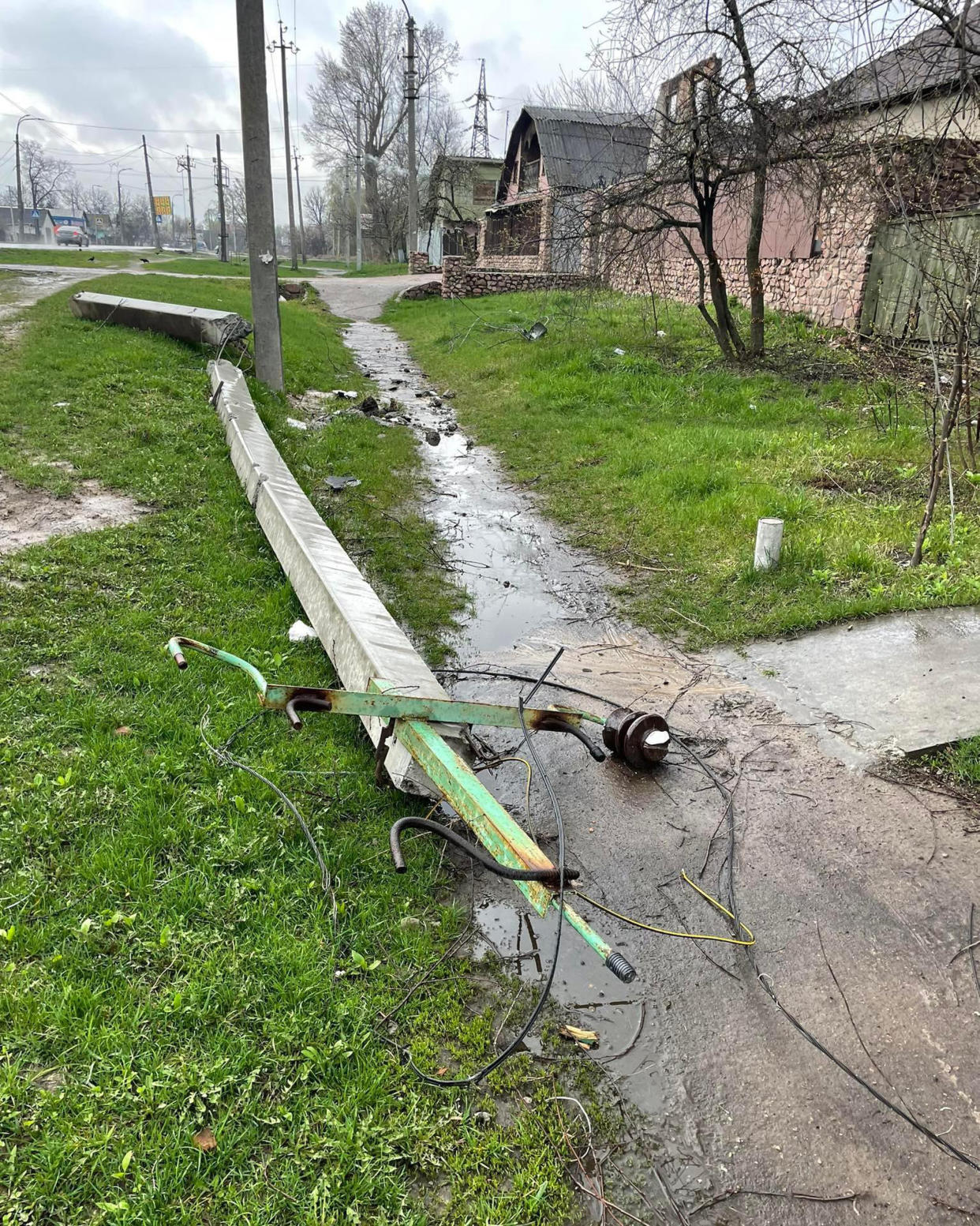 Infrastructure damage in the Ukrainian city of Chernihiv. (Courtesy Andrii Nabok)