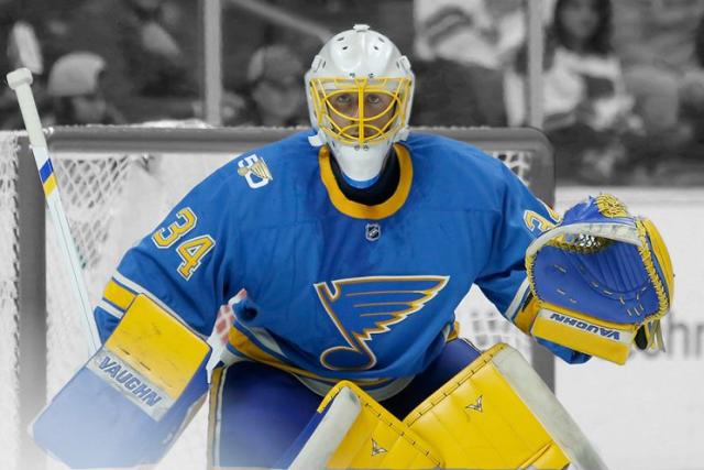 October 02, 2014 St. Louis, MO: St. Louis Blues goalie Jake Allen (34) in  action during the second period of the game between the St. Louis Blues and  the Minnesota Wild at