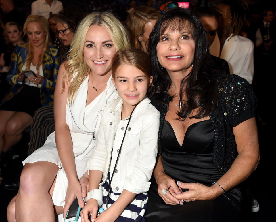 Jamie Lynn Spears with her daughter Maddie and her mum Lynne Spears in 2016