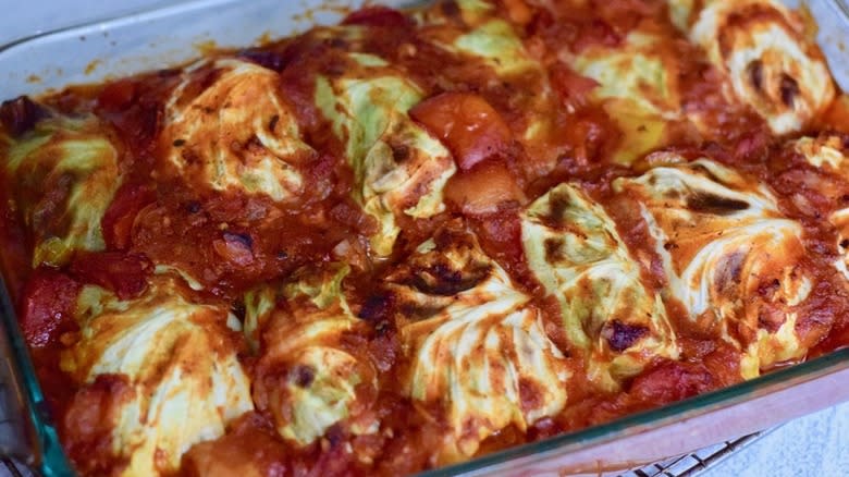 Cabbage leaves in tomato sauce