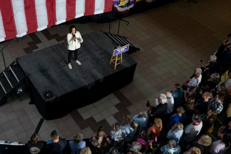 2020 Democratic Presidential hopeful Senator Kamala Harris (D-CA) speaks at a campaign rally in Davenport, Iowa on August 12, 2019. - Harris finishes a multi-day bus tour across Iowa today. (Photo by Alex Edelman / AFP)        (Photo credit should read ALEX EDELMAN/AFP/Getty Images)