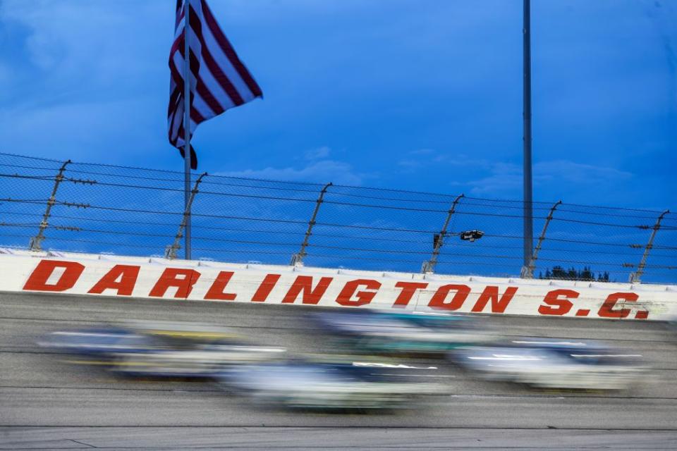 auto sep 04 nascar cup series cook out southern 500