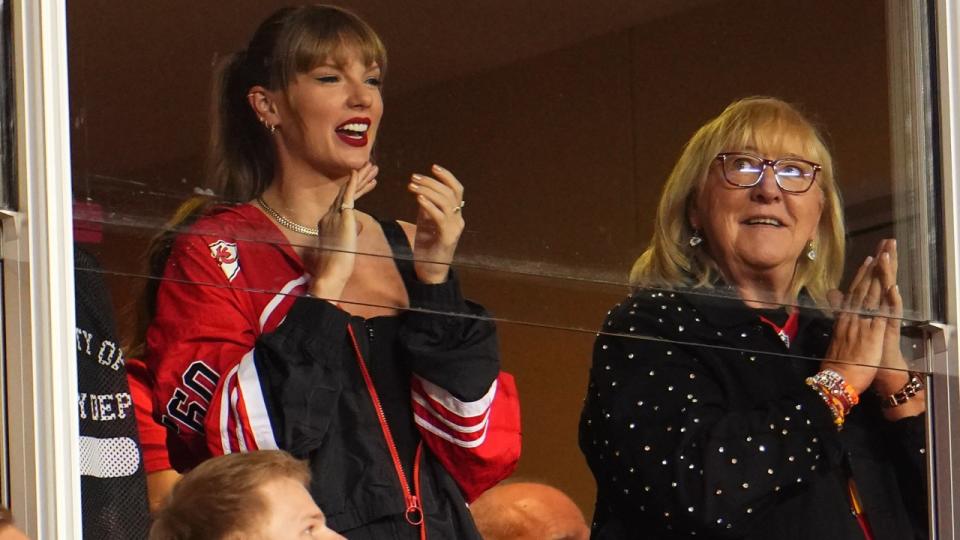 OCTOBER 12: Taylor Swift watches the Kansas City Chiefs play the Denver Broncos at GEHA Field at Arrowhead Stadium on October 12, 2023 in Kansas City, Missouri.