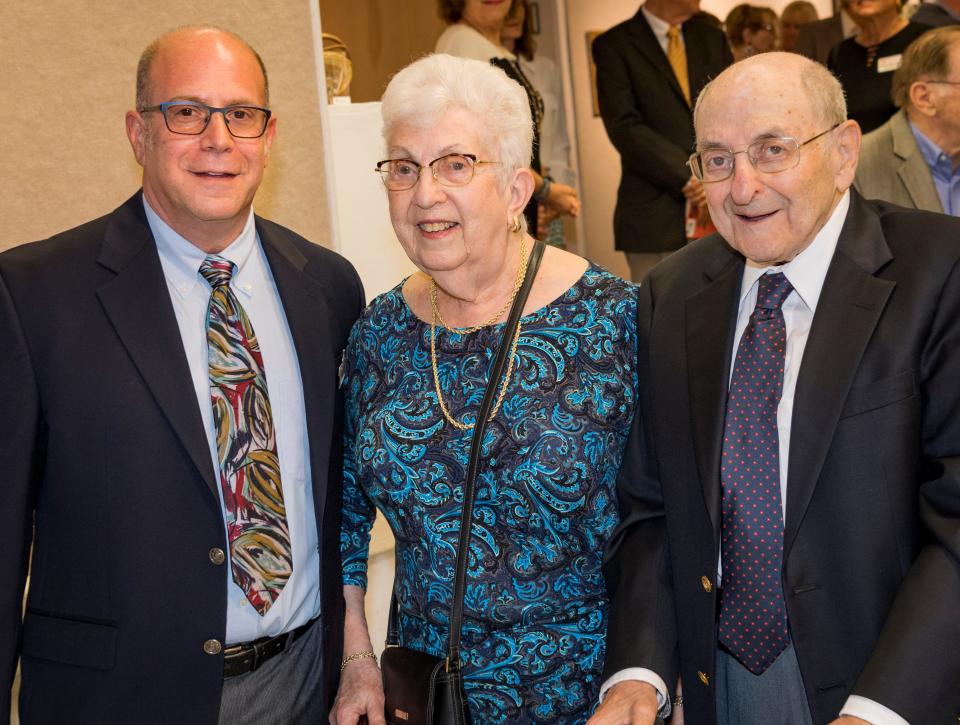 Herald-Tribune Arts Editor Jay Handelman, left, with his parents Judith and Benjamin Handelman in 2019.