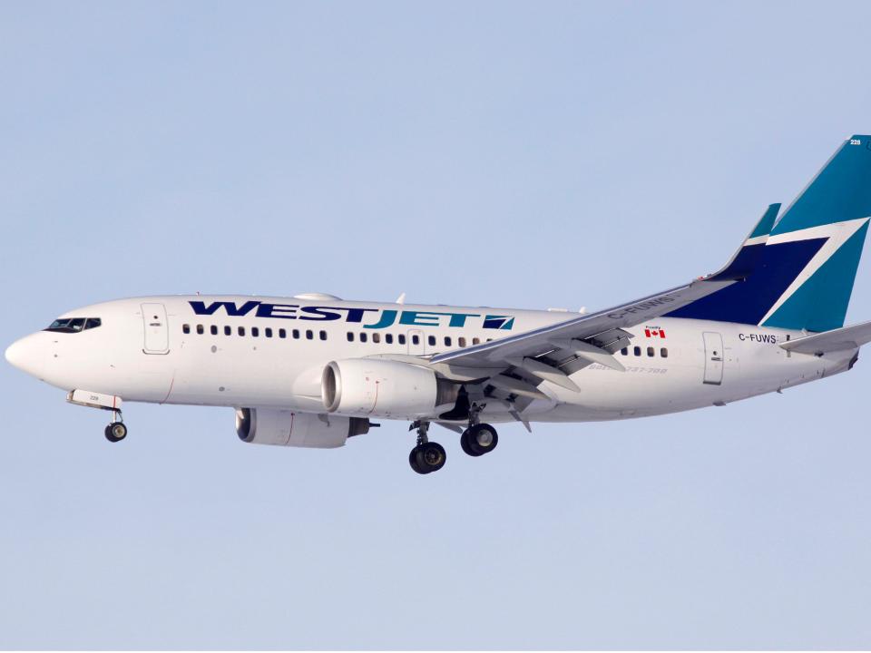 WestJet Boeing 737-700
