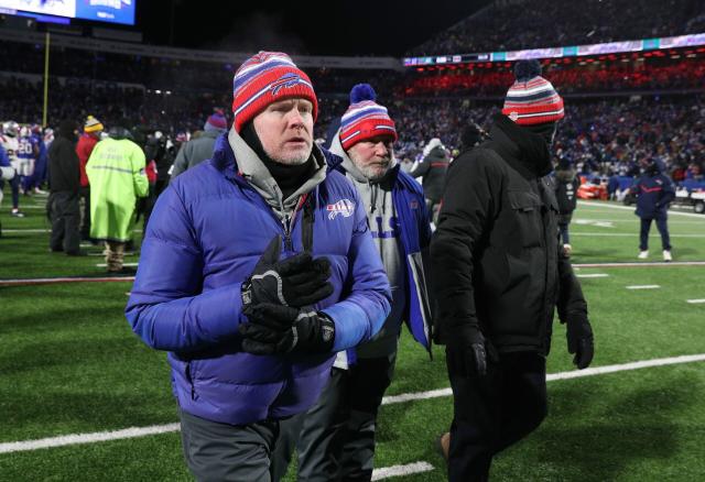 Ryan Fitzpatrick goes shirtless for Bills playoff game