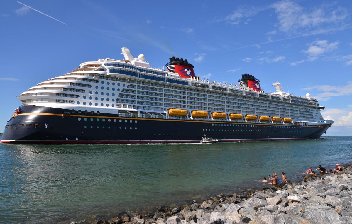 Disney Dream leaving Port Canaveral this summer