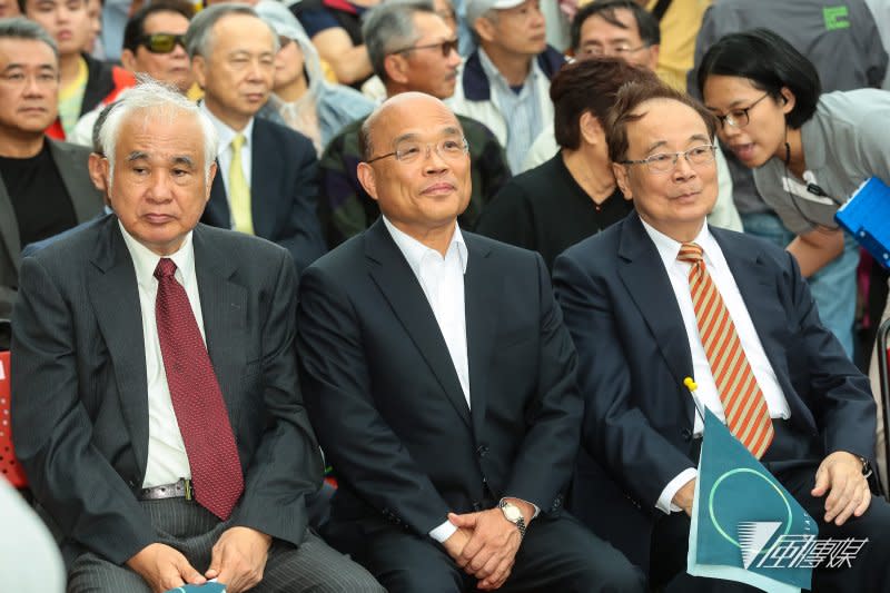 張俊雄、蘇貞昌、姚嘉文出席蔡英文競選總部成立大會。（顏麟宇攝）