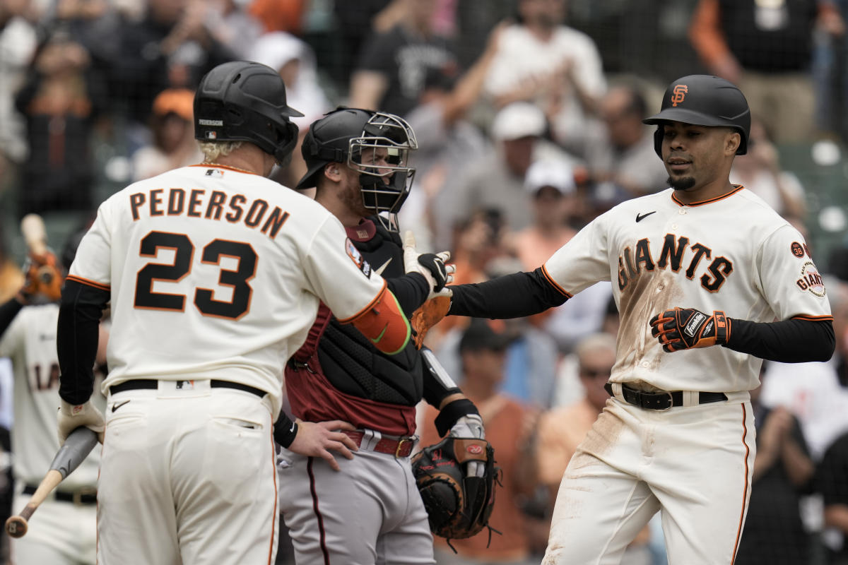 Watch: SF Giants star Joc Pederson hits ball through fielder's glove