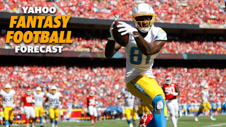 Los Angeles Chargers WR Mike Williams catches a touchdown on Sunday as his team upset the Kansas City Chiefs 30-24. (Photo by David Eulitt/Getty Images)