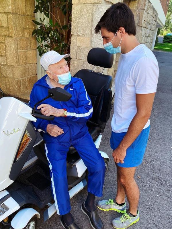 Carlos Sainz Jr con su abuelo Antonio 