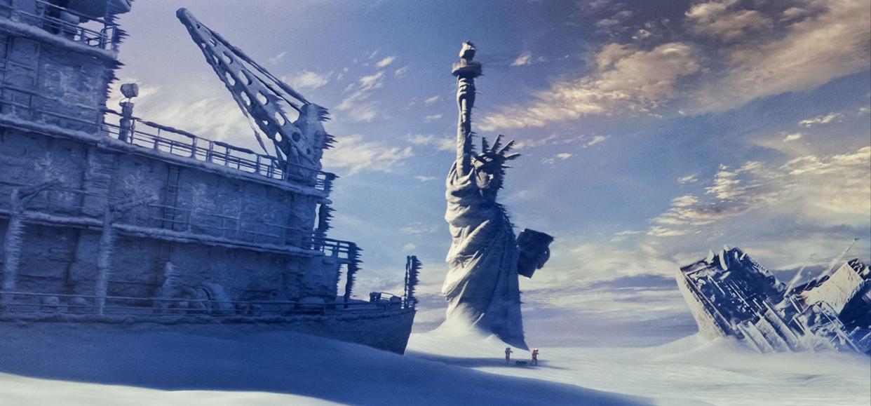 USA. A scene from the (C)Twentieth Century Fox film : The Day After Tomorrow (2004). Plot: A paleoclimatologist, must make a daring trek from Washington, D.C. to New York City to reach his son, trapped in the cross-hairs of a sudden international storm which plunges the planet into a new Ice Age.  Ref: LMK110-J8773-170223 Supplied by LMKMEDIA. Editorial Only. Landmark Media is not the copyright owner of these Film or TV stills but provides a service only for recognised Media outlets. pictures@lmkmedia.com