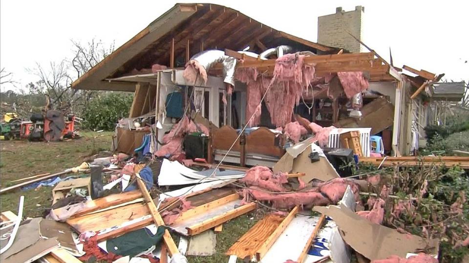 Tormentas y tornados dejan 19 muertos en el sur de EEUU