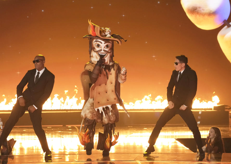 THE MASKED SINGER: S’More in THE MASKED SINGER episode airing Wednesday, Sept. 27 (8:00-9:00 PM ET/PT) on FOX. CR: Michael Becker / FOX. ©2023 FOX Media LLC.