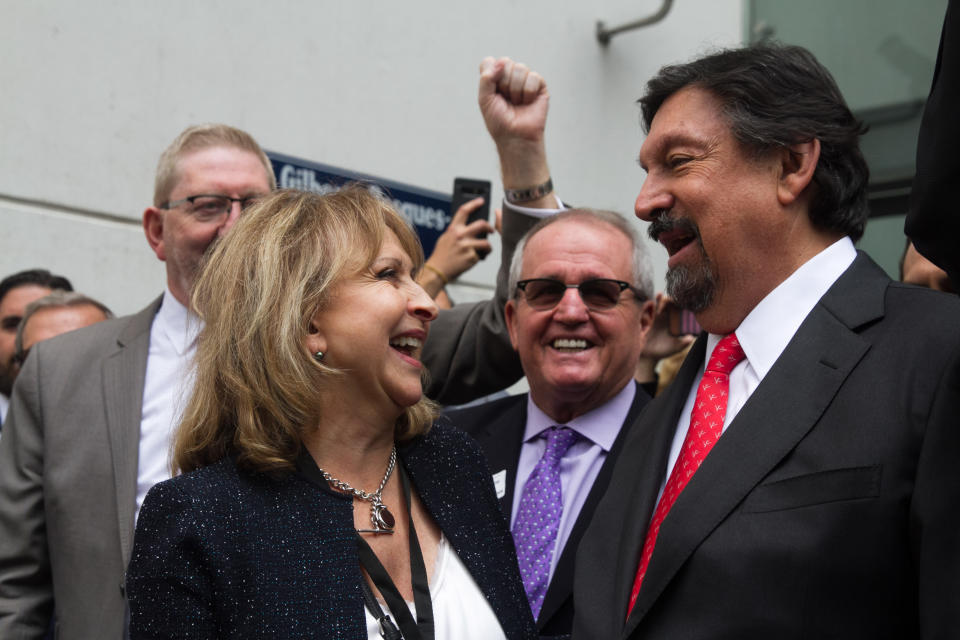 El día que Napoleón fue recibido como 'rock star' en el Senado de México