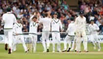 Cricket - England vs South Africa - Second Test - Nottingham, Britain - July 15, 2017 South Africa's Morne Morkel (C) celebrates with team mates after taking the wicket of England's Keaton Jennings Action Images via Reuters/Carl Recine