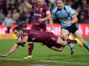 <p>Cameron Smith scored to give the Maroons a 6-2 lead at half time in game III.</p>
