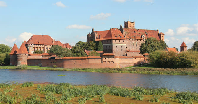 Malbork, the largest castle in the world. Photo Courtesy of Flickr: Arian Zwegers