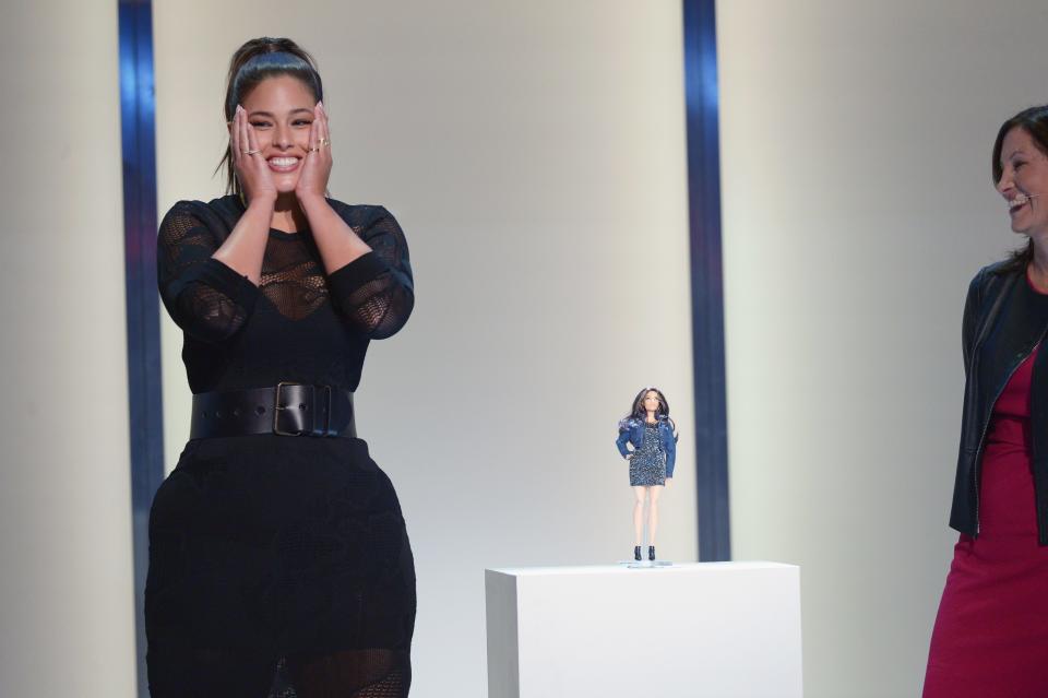 Model Ashley Graham (L) and Lisa McKnight reveals the new Barbie at Glamour Women Of The Year 2016 LIVE Summit at NeueHouse Hollywood on November 14, 2016 in Los Angeles, California. 