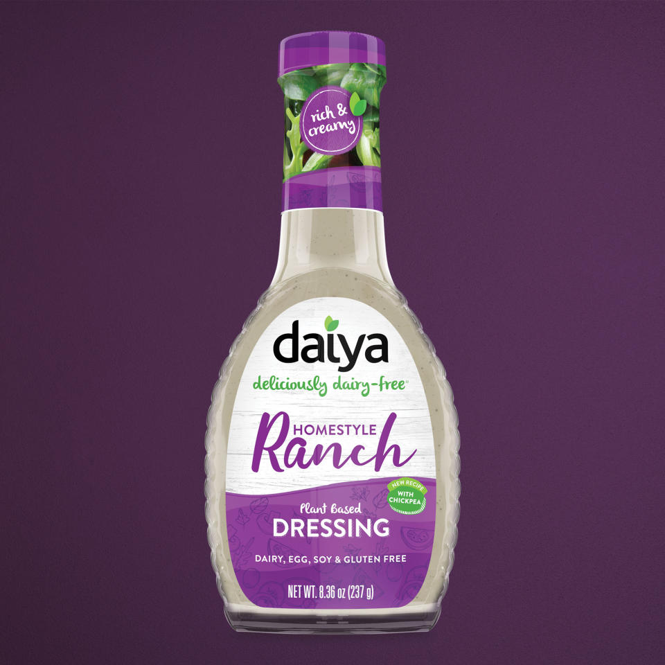 bottle of daiya ranch (Daiya)
