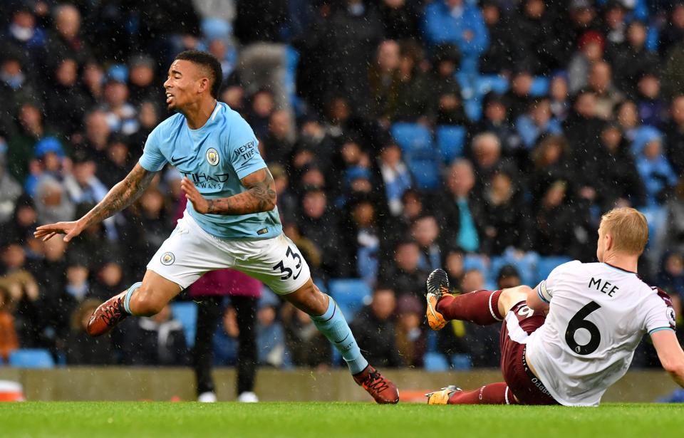 Burnley’s Ben Mee leaves Manchester City’s Gabriel Jesus spinning