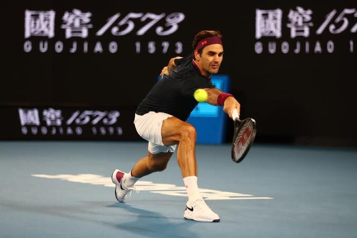 Foto del viernes del suizo Roger Federer en su partido ante el australiano John Millman