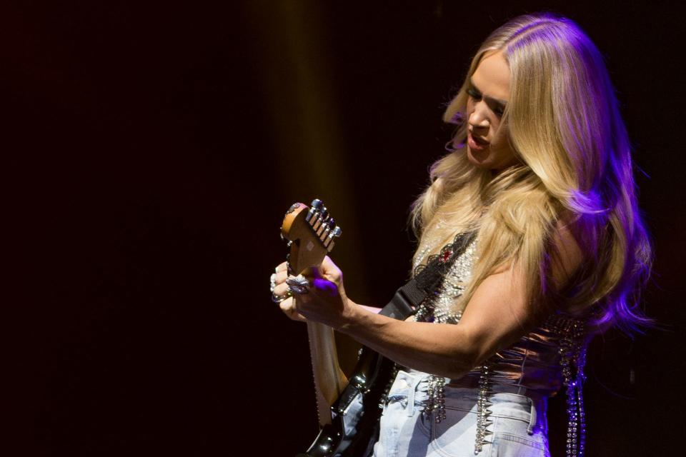 Oklahoma native Carrie Underwood returns to her roots to join 'American