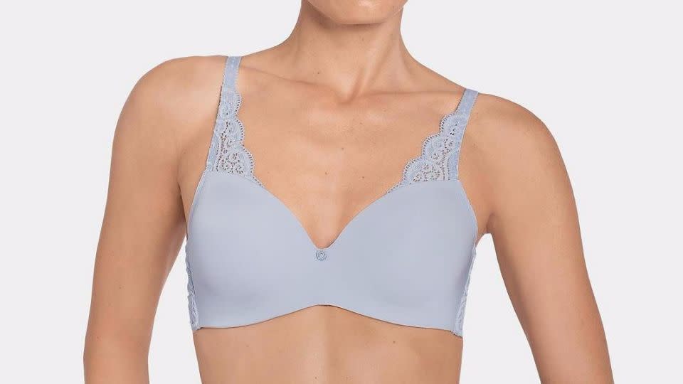 The Amourette 300 Magic Wire is the perfect all rounder bra.