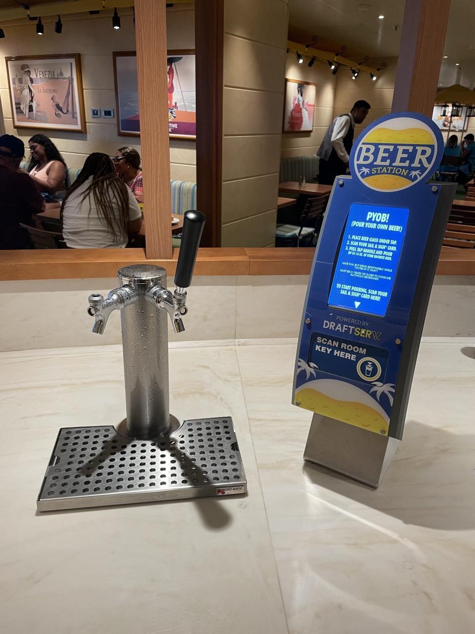 A pour-your-own-beer station at Venezia's Lido Marketplace.