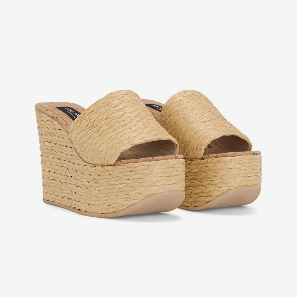 <p><a href="https://go.redirectingat.com?id=74968X1596630&url=https%3A%2F%2Fwww.farfetch.com%2Fshopping%2Fwomen%2Fdolce-gabbana-woven-platform-wedges-item-19172392.aspx&sref=https%3A%2F%2Fwww.elle.com%2Fculture%2Ftravel-food%2Fa60502711%2Fmaldives-travel-review%2F" rel="nofollow noopener" target="_blank" data-ylk="slk:Shop Now;elm:context_link;itc:0;sec:content-canvas" class="link rapid-noclick-resp">Shop Now</a></p><p>Woven Platform Wedges </p><p>farfetch.com</p><p>$1095.00</p>