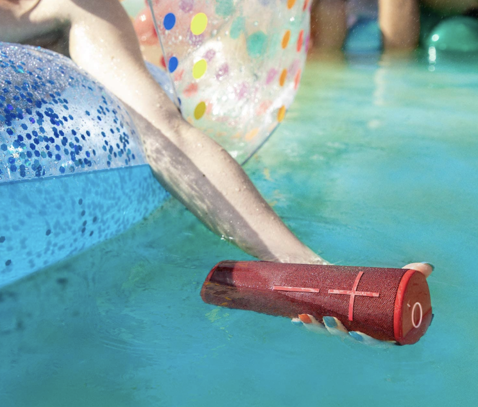 waterproof speaker bluetooth