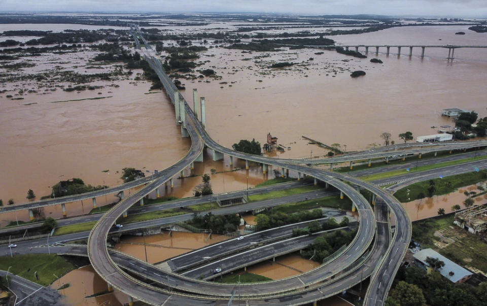 巴西這幾天發生了近150年以來最嚴重的洪災。（圖／美聯社）