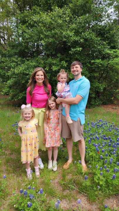 Kaci Koviak and family pose for Easter photos