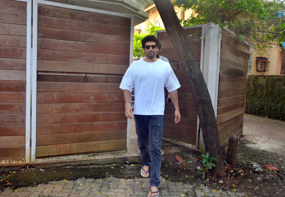 A little birdie tells us that the Roy Kapur brothers are building a new house!