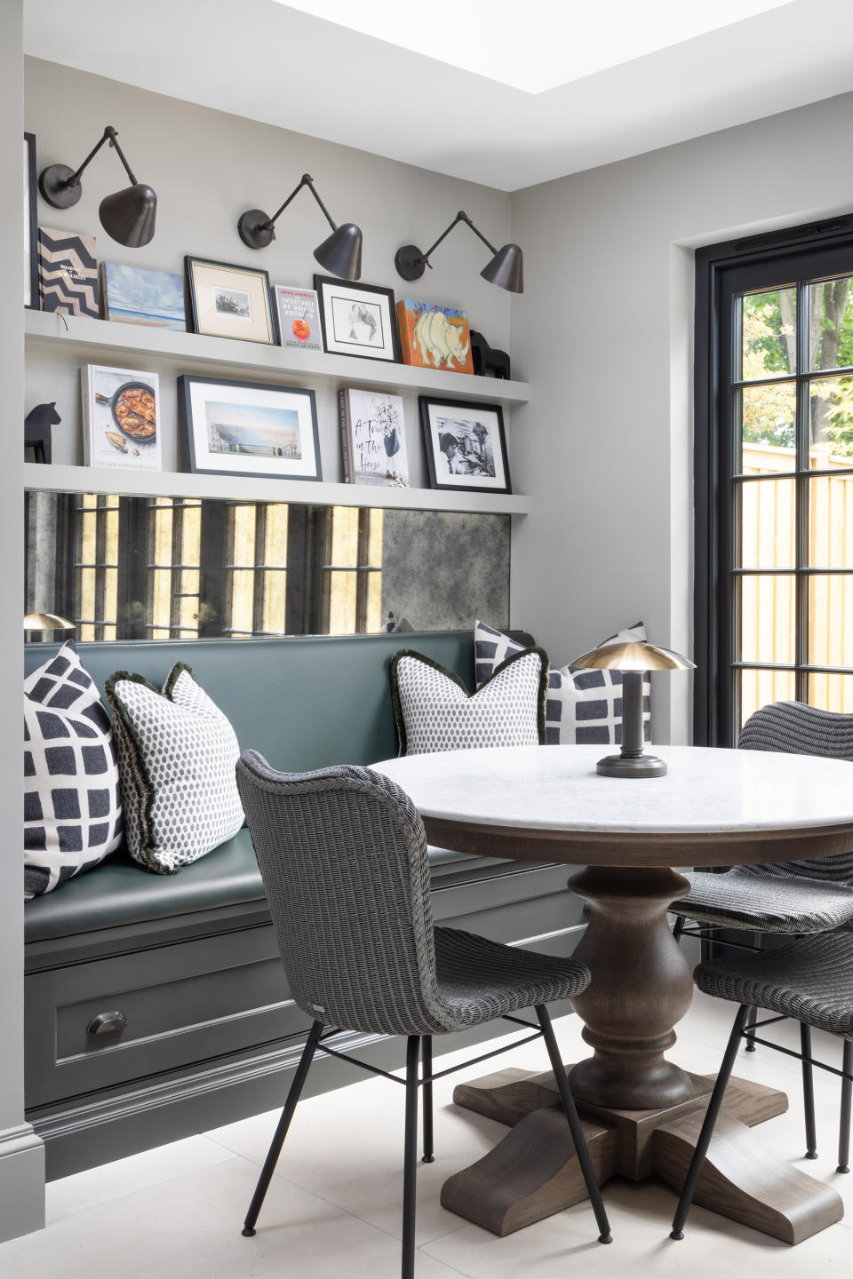 Kitchen corner with banquette seating