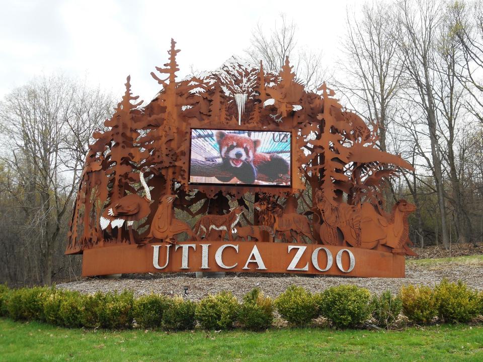 The exterior of the Utica Zoo.