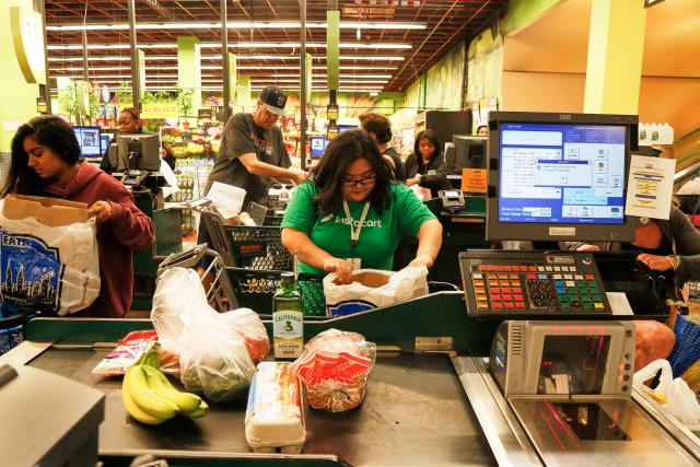 Instacart home delivery comes to Loblaws, Superstore, T&T - Yahoo Sports