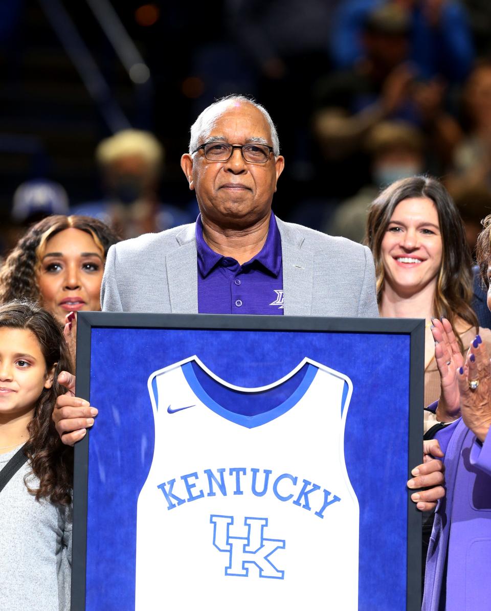 Former Kentucky coach Tubby Smith got his jersey retired before the game against his current team High Point.Dec. 31, 2021