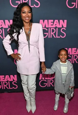 <p>Paras Griffin/Getty</p> Kenya Moore and daughter Brooklyn Daly attend the Atlanta screening of "Mean Girls" on January 09, 2024 in Atlanta, Georgia.