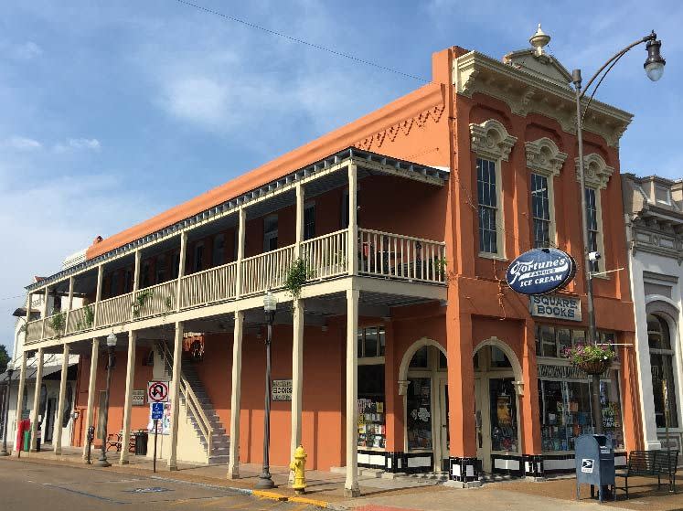 Mississippi: Square Books, Oxford