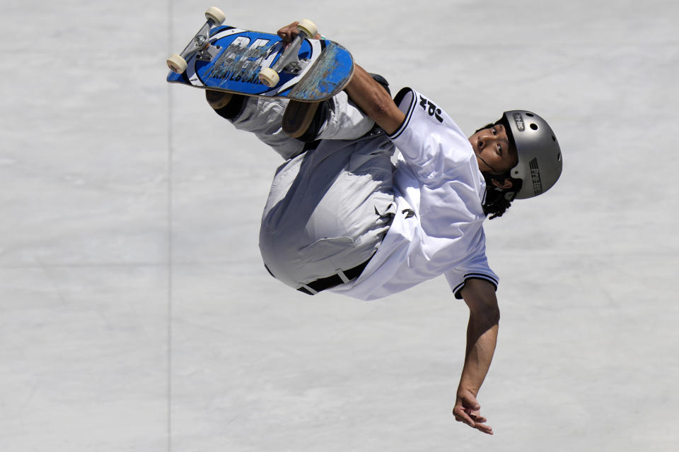 Ayumu Hirano of Japan competes in the men's park skateboarding prelims at the 2020 Summer Olympics, Thursday, Aug. 5, 2021, in Tokyo, Japan. (AP Photo/Ben Curtis)