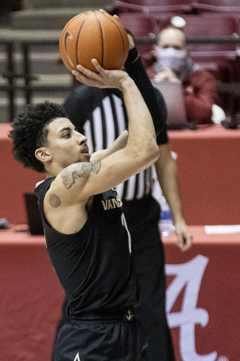 Vanderbilt guard Scotty Pippen Jr. (2) shoots a jumper against Alabama during the first half of an NCAA basketball game on Saturday, Feb. 20, 2021, in Tuscaloosa, Ala. (AP Photo/Vasha Hunt)