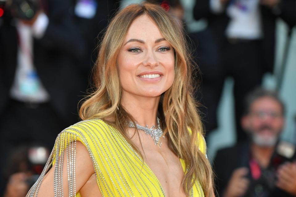 VENICE, ITALY - SEPTEMBER 05: Olivia Wilde attends the "Don't Worry Darling" red carpet at the 79th Venice International Film Festival on September 05, 2022 in Venice, Italy. (Photo by Dominique Charriau/WireImage)