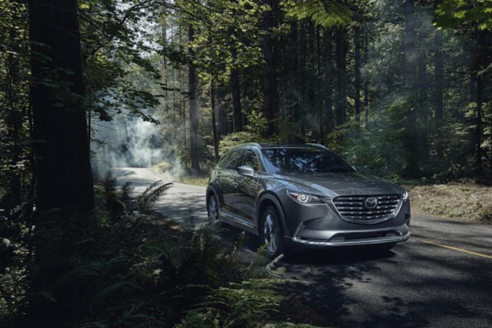 signature-2022-mazda-cx-9-11-30