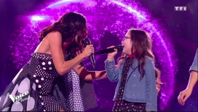 Une robe à pois pour la finale de The Voice Kids 2018